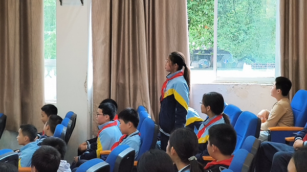 學生互動提問。北碚區華光小學供圖