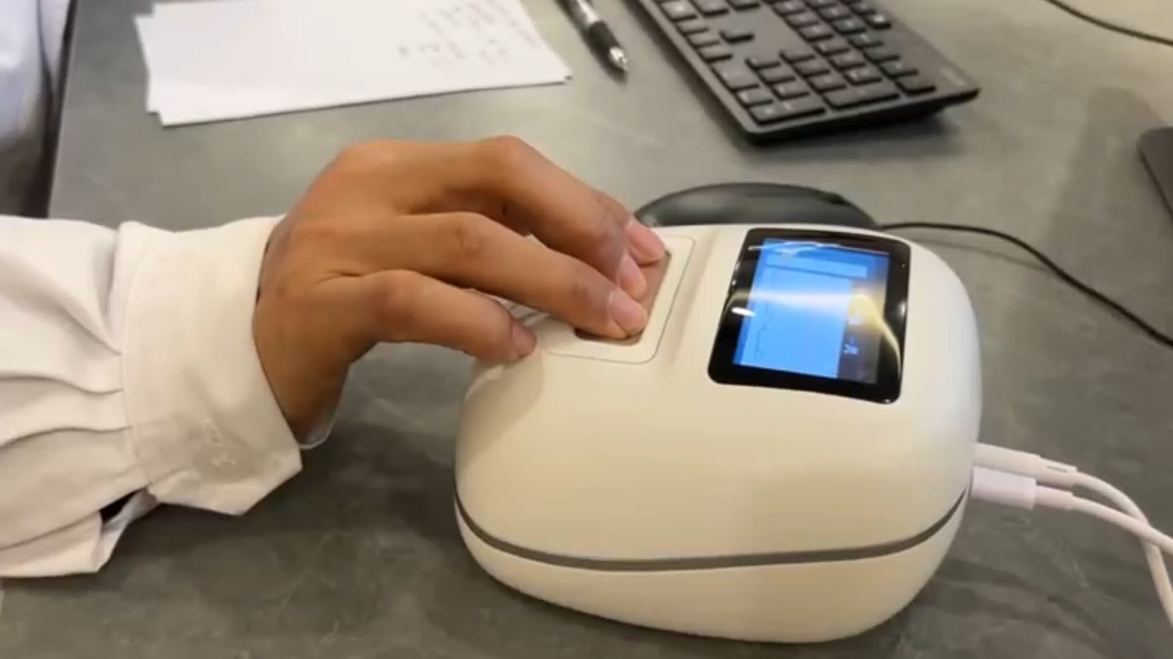 中醫專家千里之外為患者“隔空把脈”