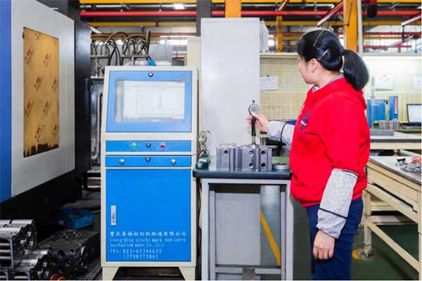 某缸蓋制造有限公司車間。恒豐銀行重慶分行供圖